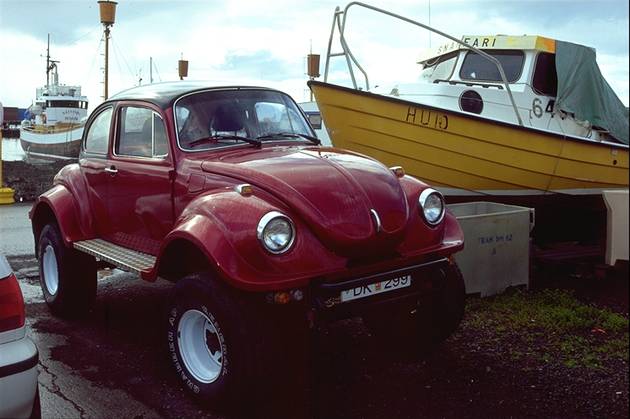 VW K�fer im Hafen Husav�k