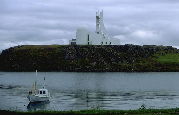 Kirche von Stykkish&oacute;lmur